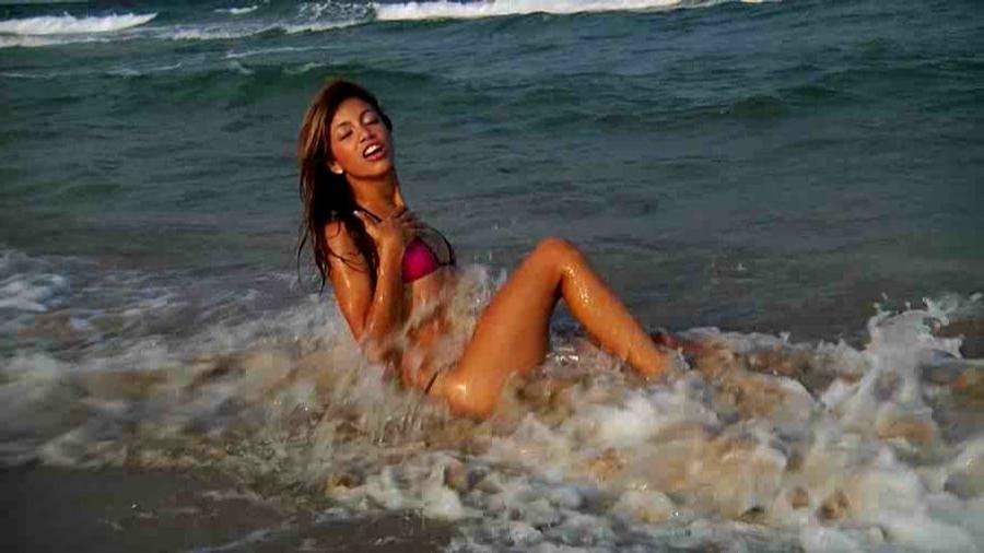 15P Tiny hispanic babe Veronica Rodriguez banged hard