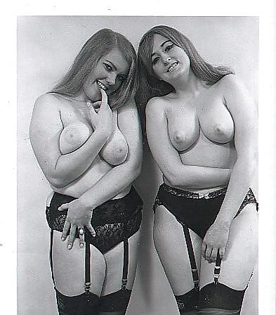 19P Vintage and retro big tits