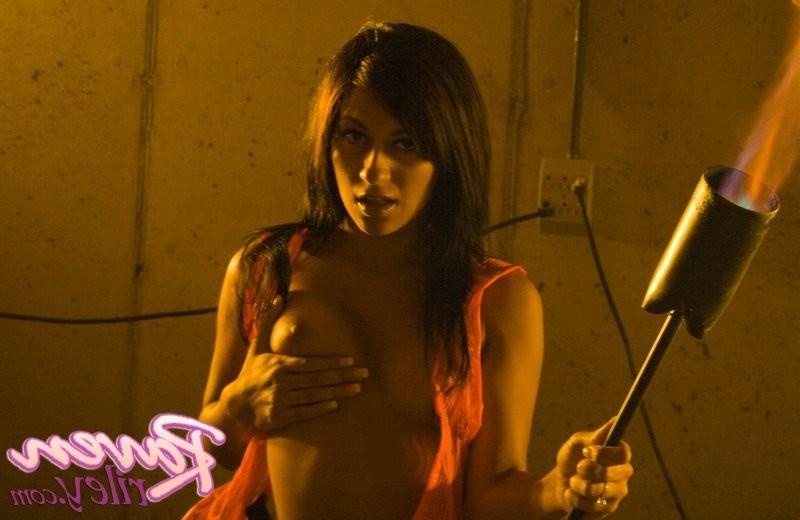 15P fucking smoking hot raven sparks her flame thrower