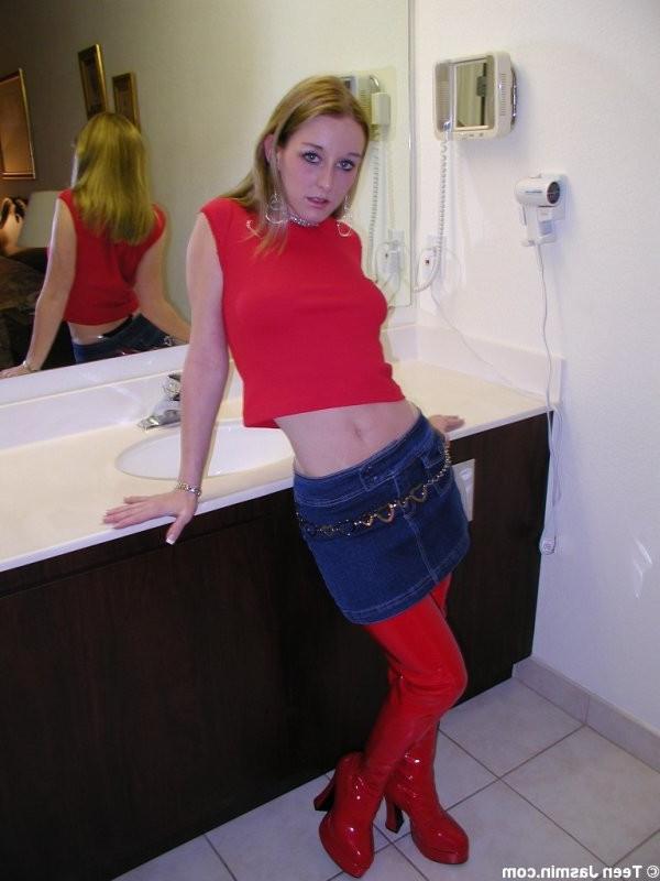 15P Hot teen Jasmin in bright red hooker boots