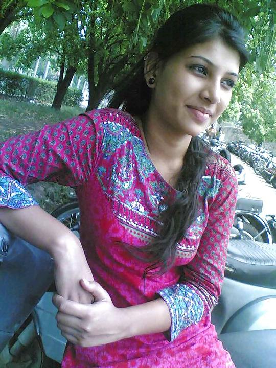20P Sexy indian girl