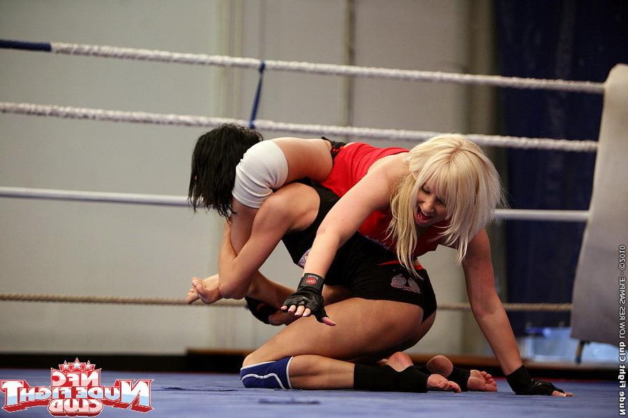 12P Fighting babes having sex after the end of round