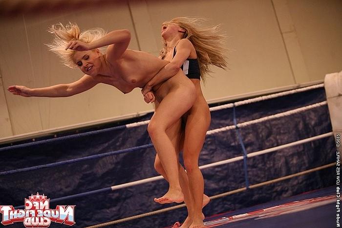 16P Brandy Smile blonde dominant lesbian in sex catfight with Nikky