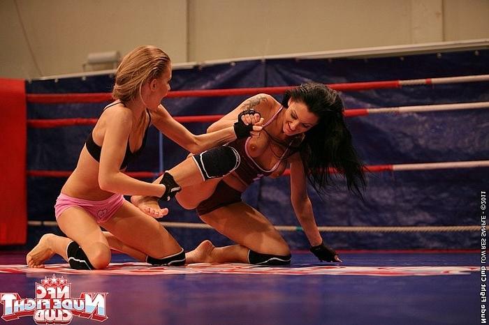 16P Candy Love amateur lezdom blonde in sex catfight blonde Destiny