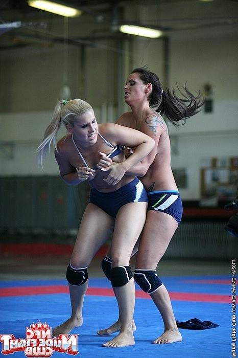 16P Sheila Grant dominant lesbian in catfight forcing girl to oral
