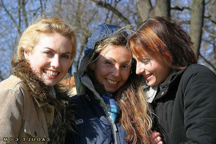 16P Hot lesbians girls masturbating and having oral sex