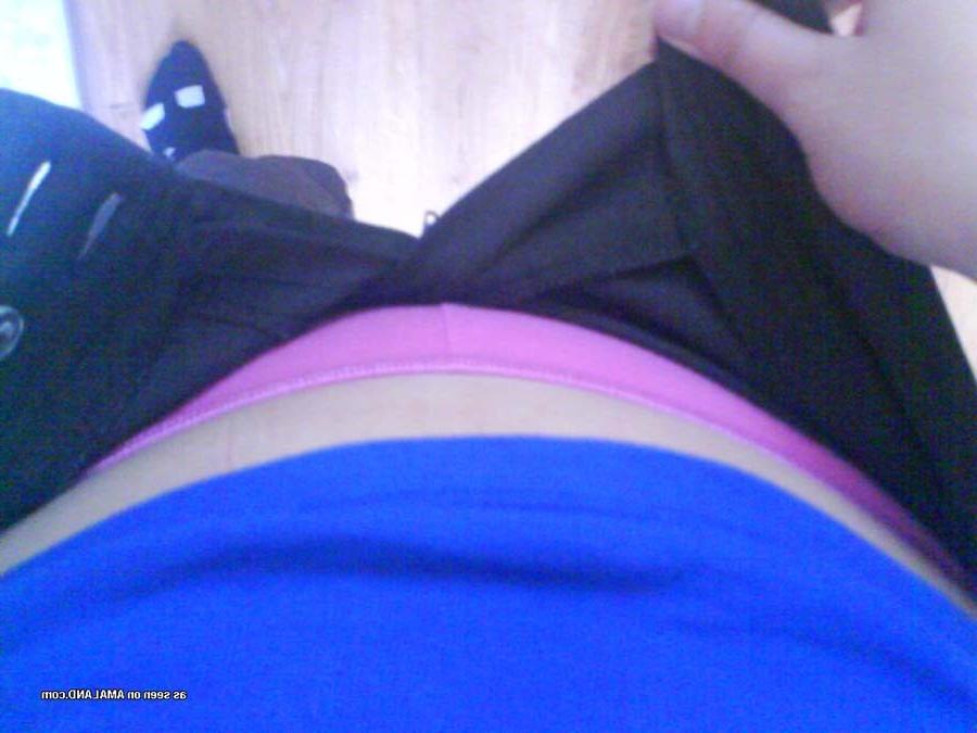 12P Unknown busty plump babe in close up