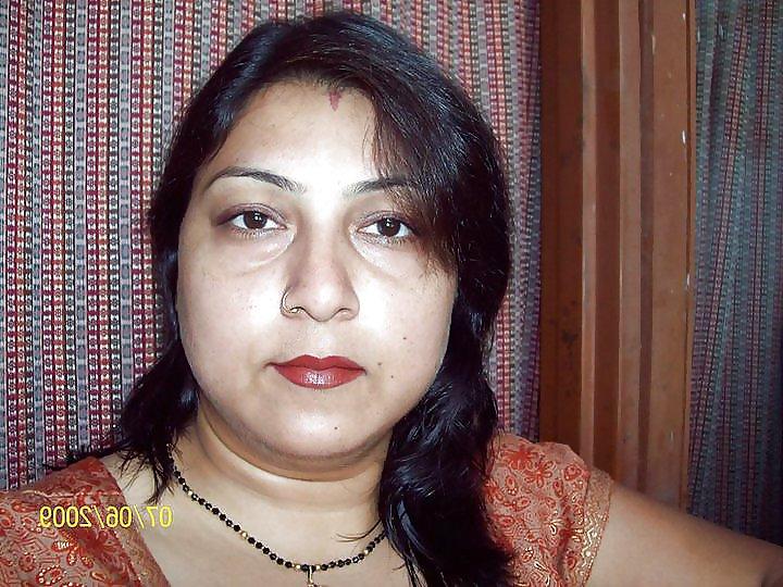 25P Sexy indian..no porn