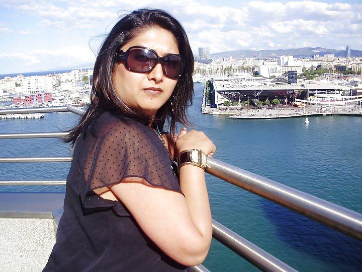 25P Sexy indian..no porn