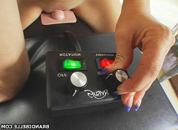 16P Oh shit.. what a toy!-teen Brandi Belle discovering fucking toy