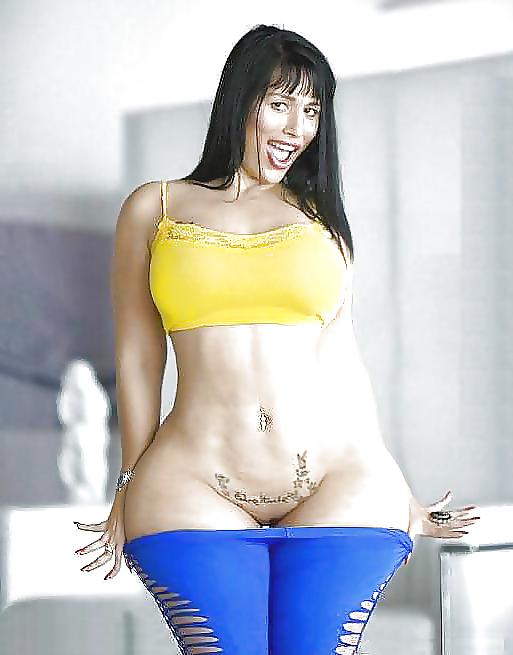 18P Wide Booty Babes and babes with huge hips