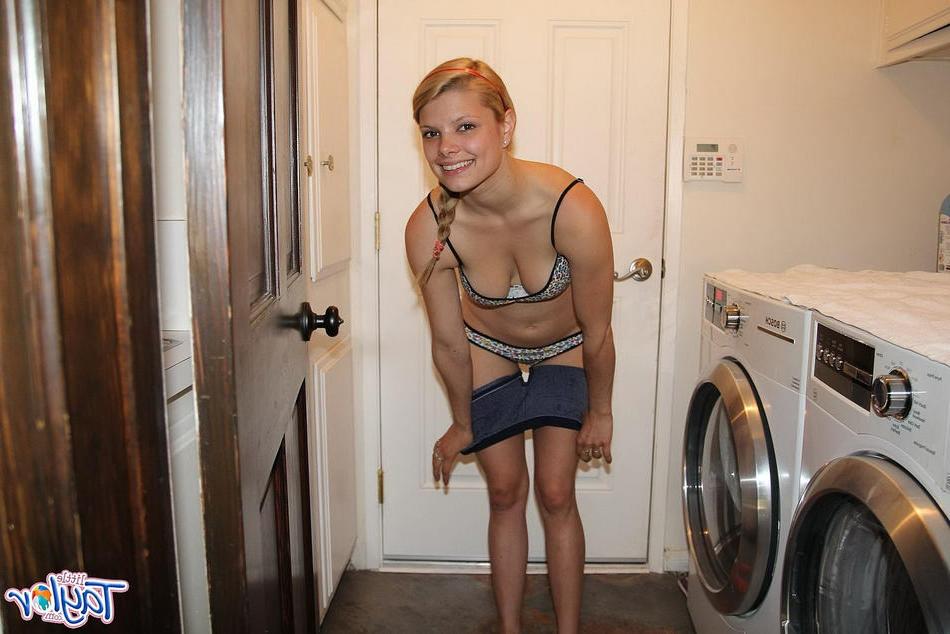 15P 18 year old toys with vibrator on washing machine