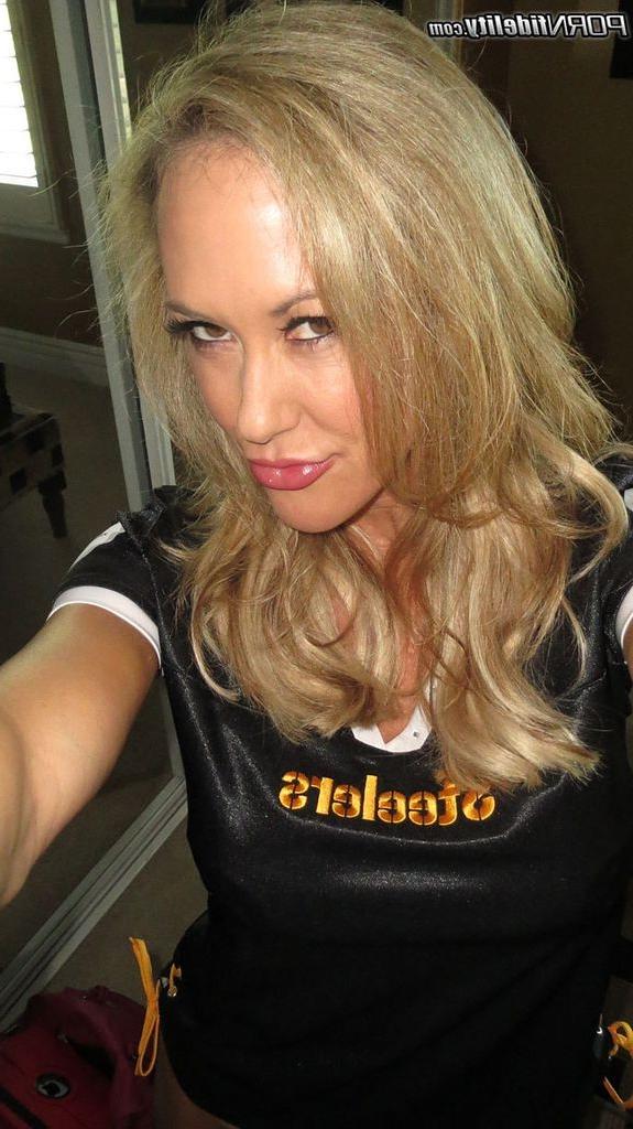 16P Brandi Love banged in her tight milf hole