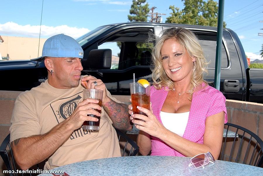 15P This MILF's husband does not what nasty things his wife is doing