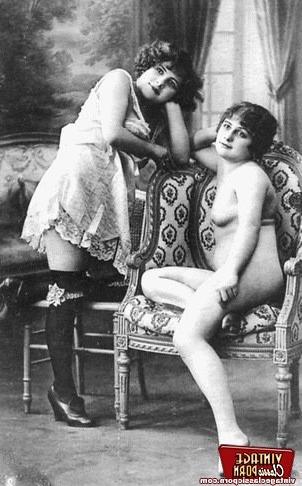 12P Several sexy pictures of some perky natural twenties boobs