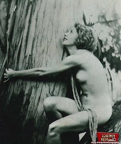 12P Naughty vintage ladies posing nude outside in the garden