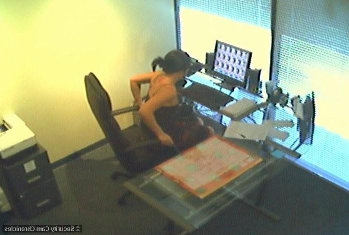 16P Naughty receptionist caught masturbating in the office