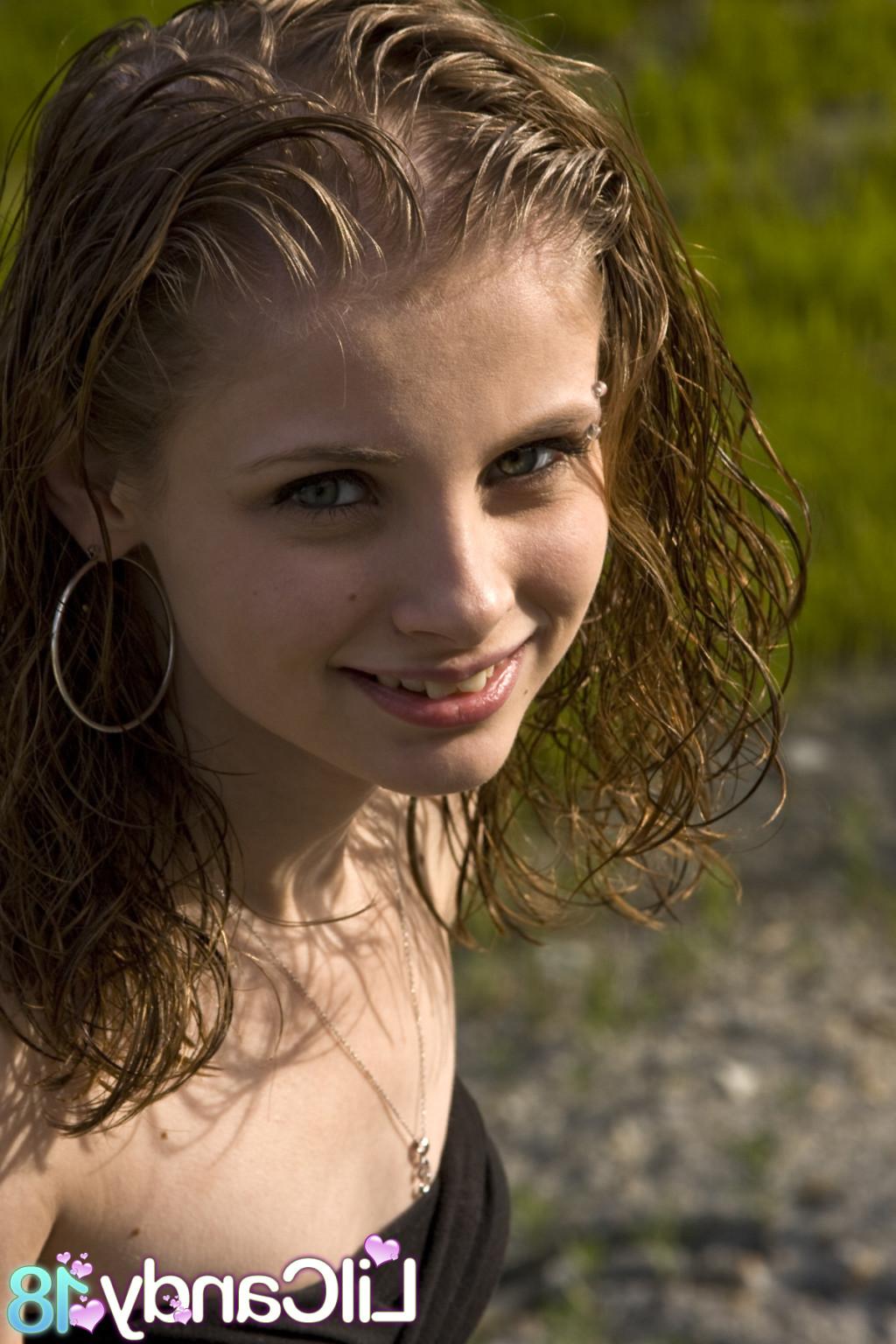 16P Little teen girl
