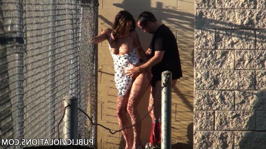 16P Horny babe caught having sex outdoors