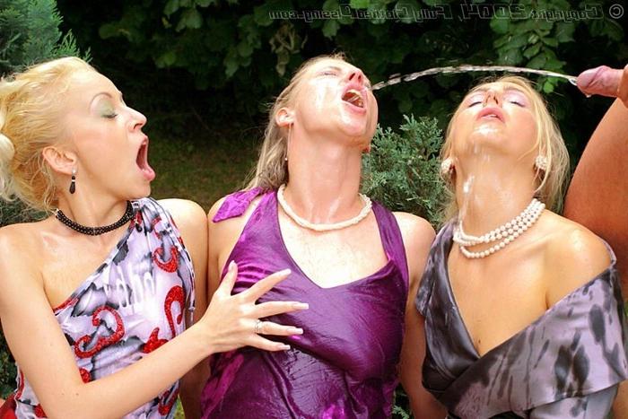16P Watersports groupsex in the garden