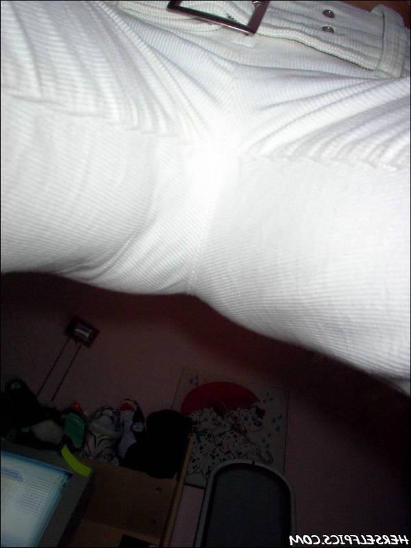 15P Panties pull up tight into her bald cunt crack