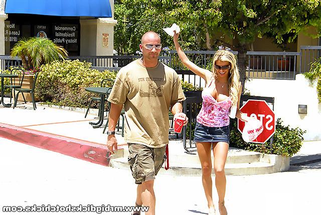 15P Julian picks up hot blonde with huge tits