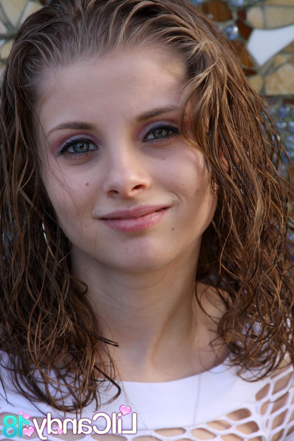 16P Little teen girl