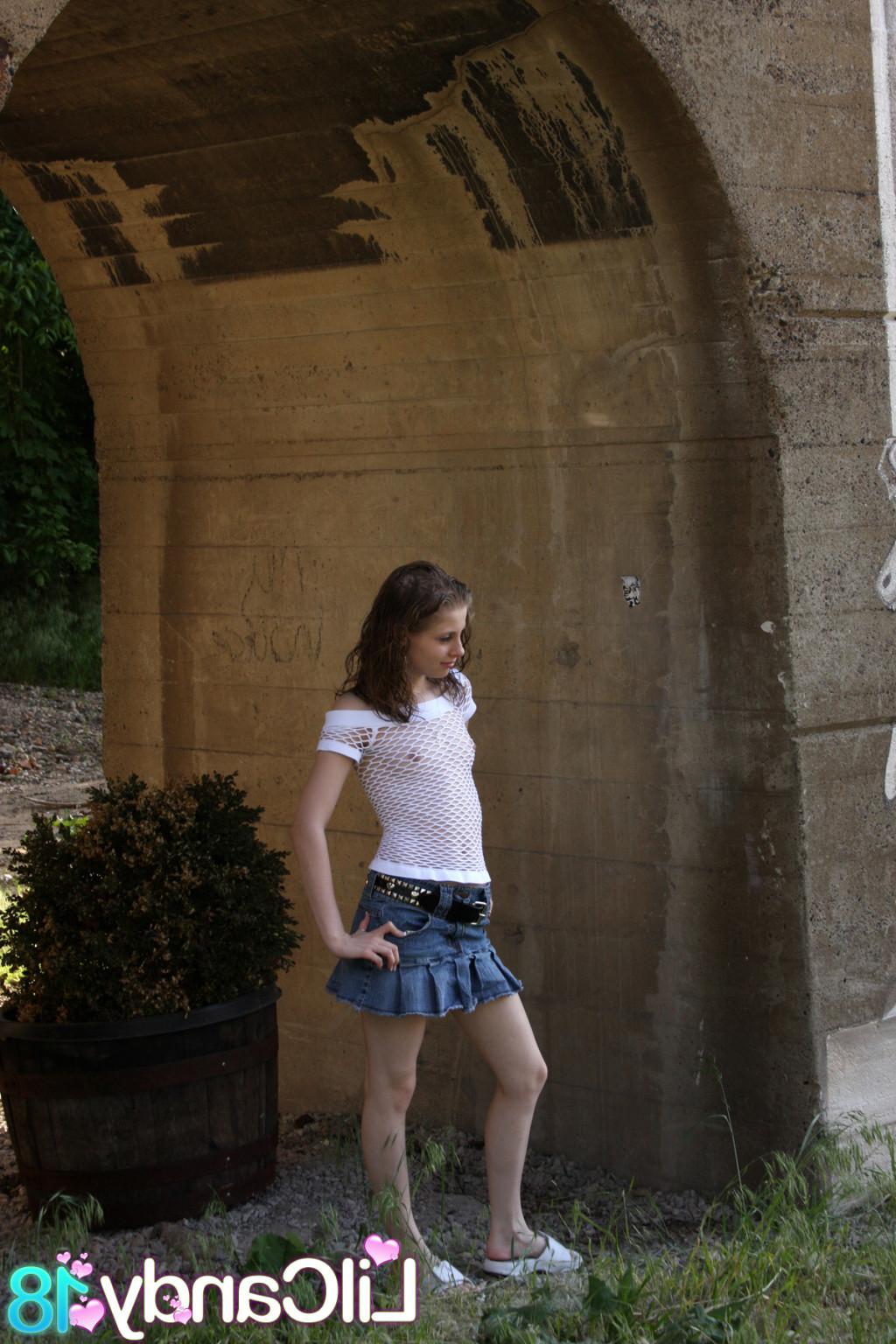 16P Little teen girl