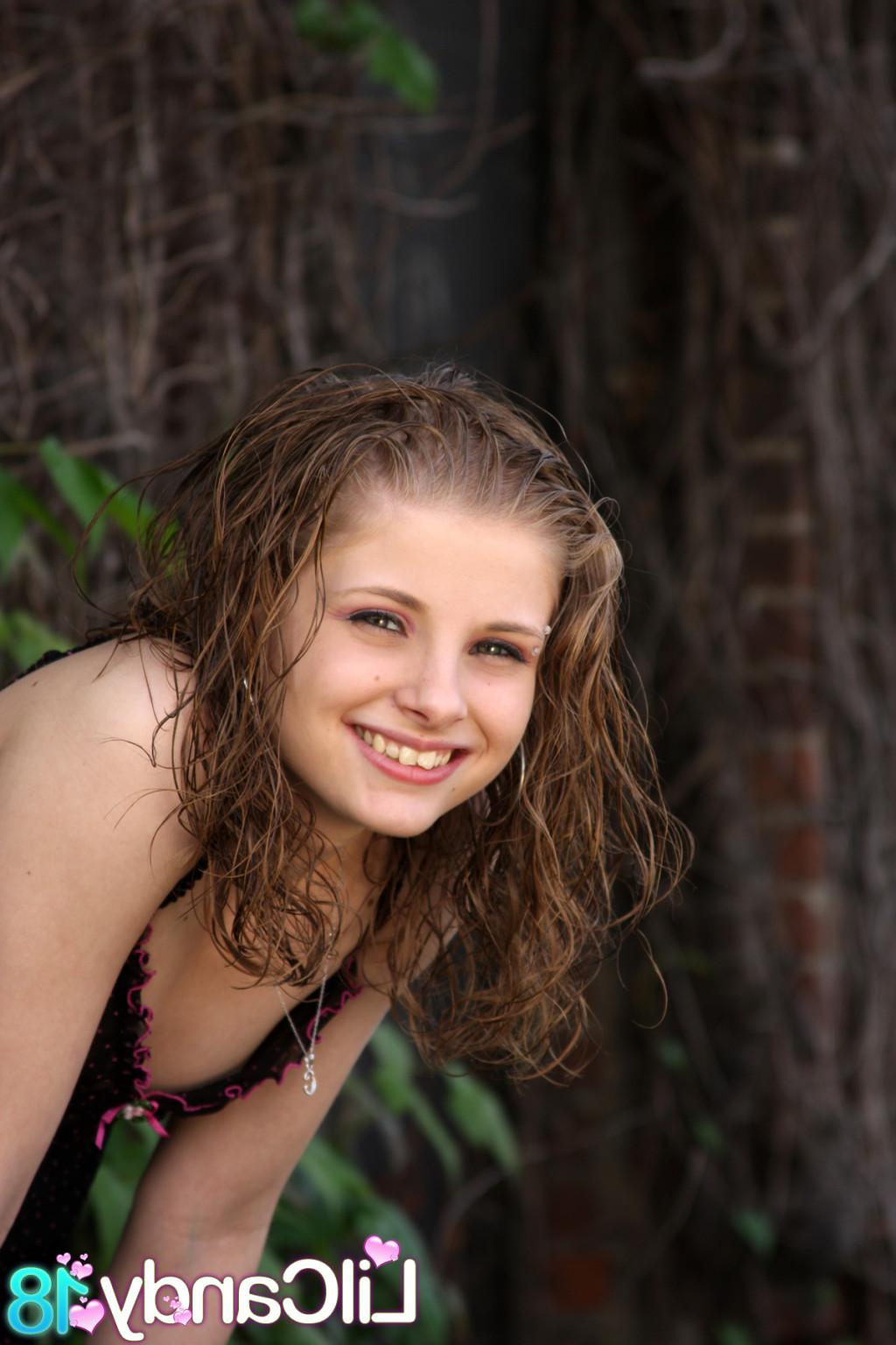 16P Little teen girl