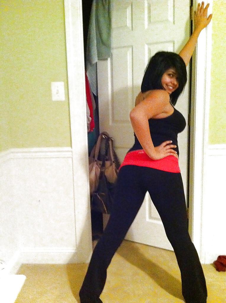 25P ARAB, PERSIAN AND MIDDLE EAST GIRLS III
