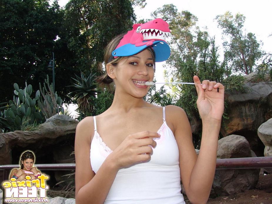 15P Perky little 18 year old Trixie teasing at the zoo