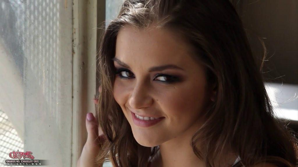 16P Petite pornslut Allie Haze takes care of a dick