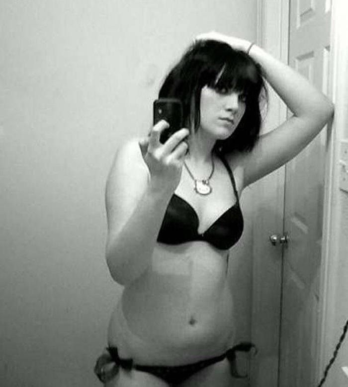 15P Emo Punks Self Flashing Perky Little Tits