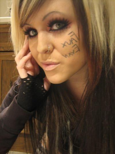 12P Sweet Emo Girls Exposing Soft Pale Flesh