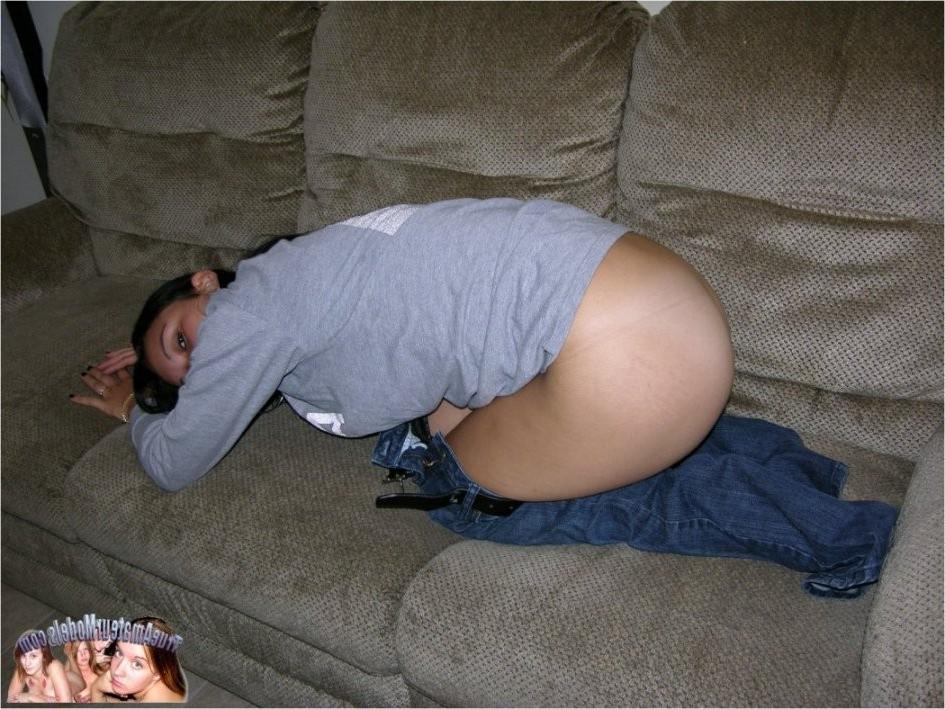 15P gorgeous amateur exposing tasty pink snatch