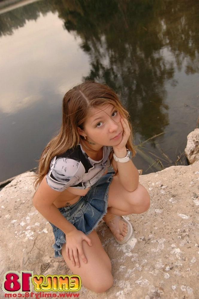 15P Young teen emily all alone outdoor