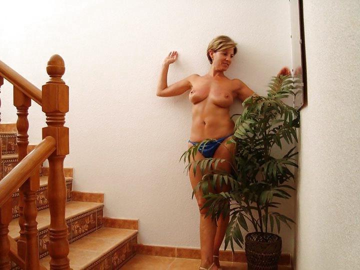 25P Nette MILF