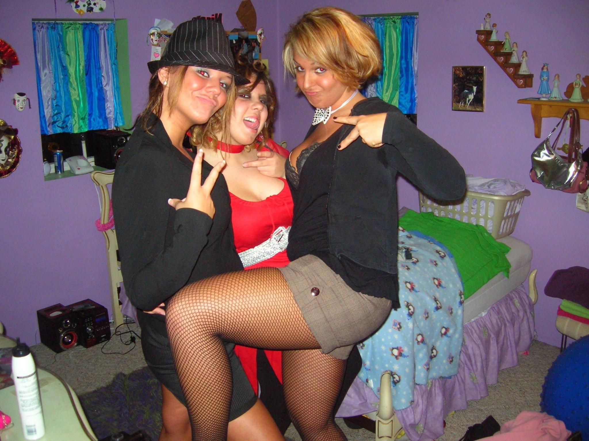 16P Wild Girls During Spring Break Caught On Camera