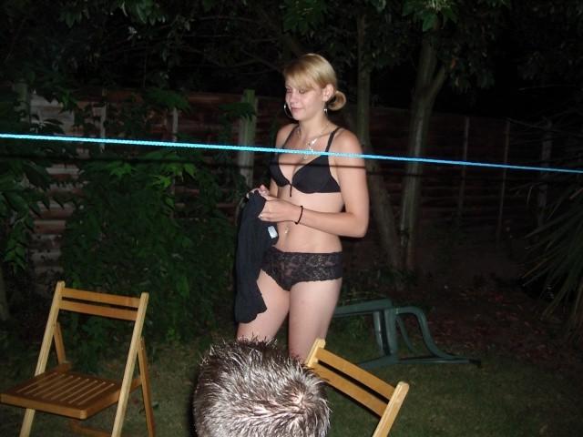 15P Drunk girl strips and gets crazy at backyard keg party