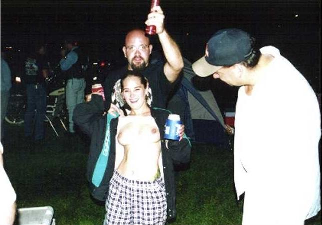 16P Crazy amateur college teens flashing and topless in public