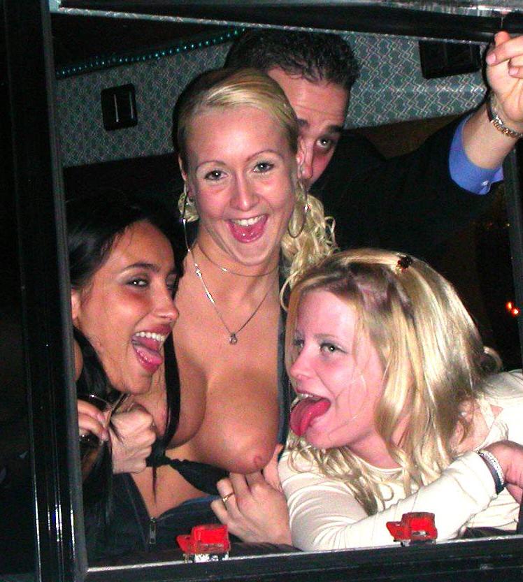 16P Real amateur teens get caught on film topless and nude