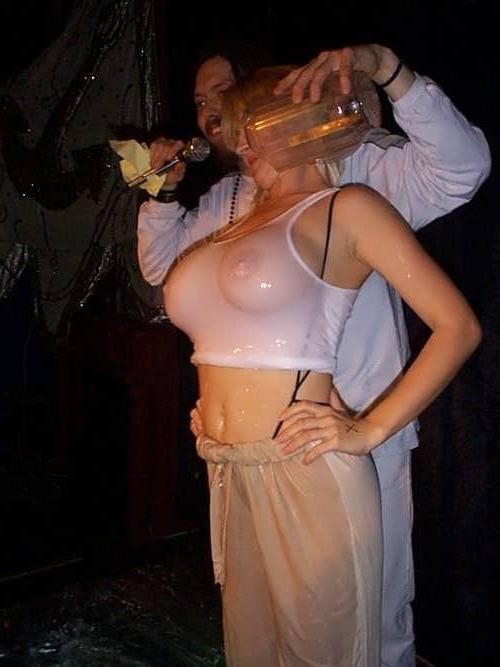 14P chicks naked at mardi gras and spring break