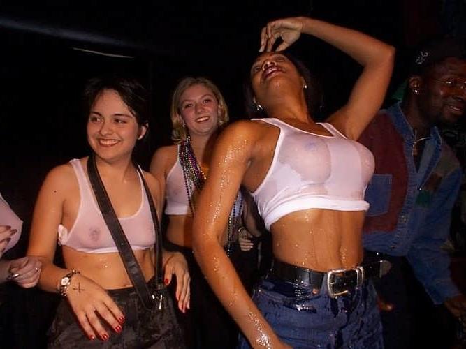 14P chicks naked at mardi gras and spring break
