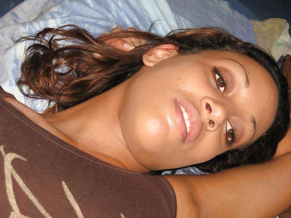 25P HOT INDIAN TEENS II