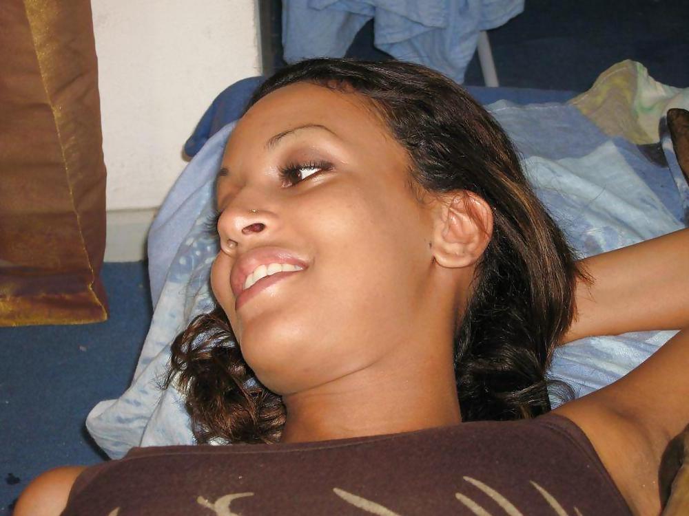 25P HOT INDIAN TEENS II