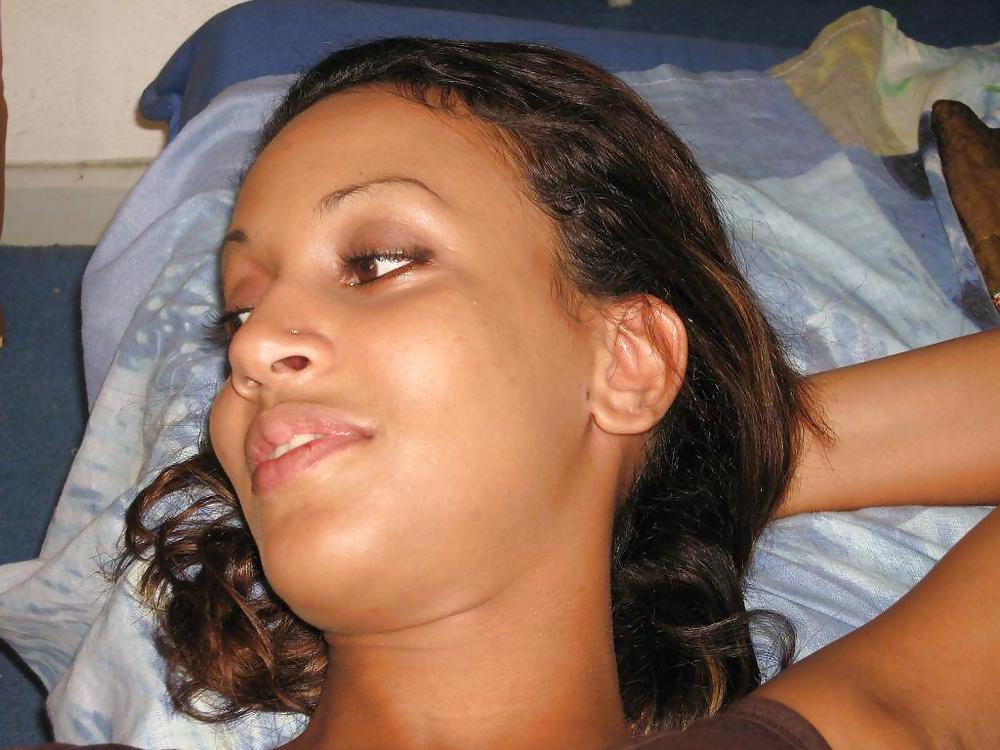 25P HOT INDIAN TEENS II