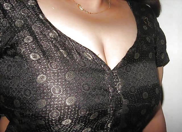 12P Indian wife saree strip with big boobies
