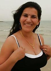 12P Dubai beach indian  lady,s
