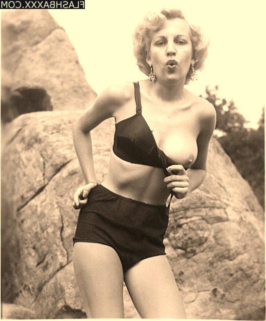 16P vintage babes
