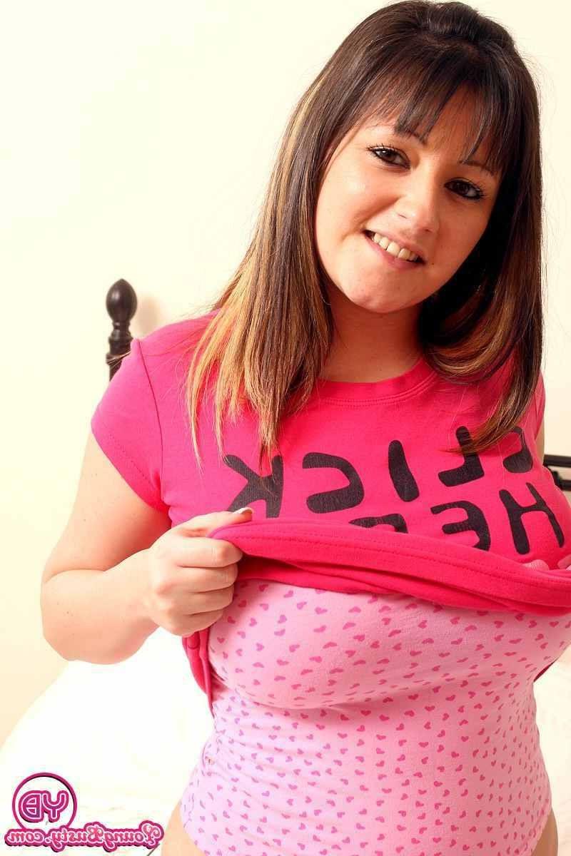 14P Cute teen showing off her huge tits